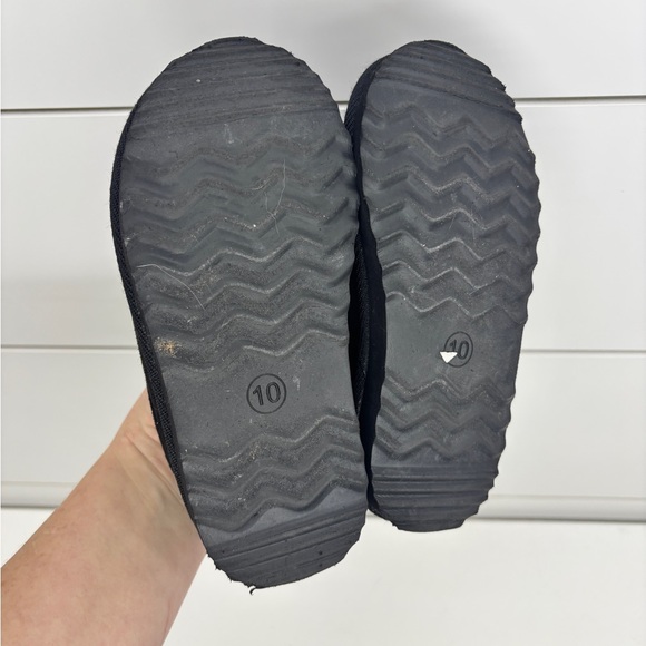 Target Slip Ons - Picture 4 of 5
